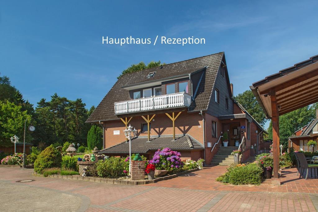 Pension Schmidt Rosengarten  エクステリア 写真