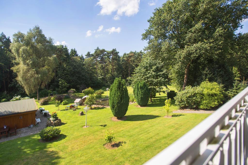 Pension Schmidt Rosengarten  エクステリア 写真